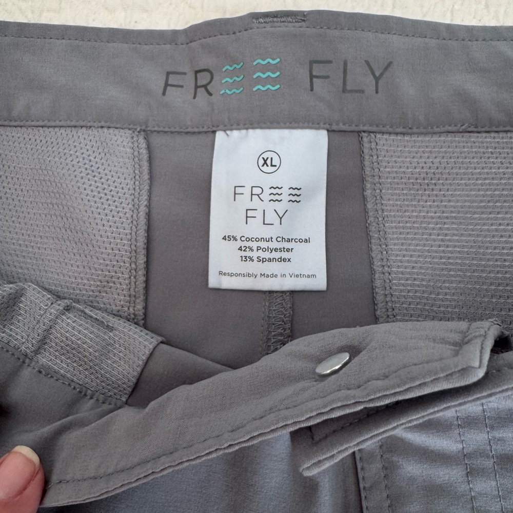 Free Fly Men's Gray Performance Shorts Size XL - Picture 3 of 4
